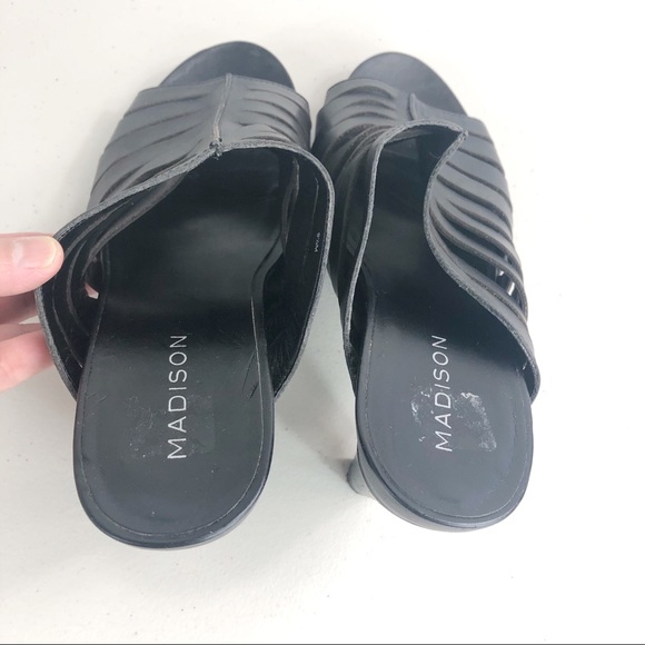 Madison Black Sandals Size 9.5 M - Picture 4 of 8